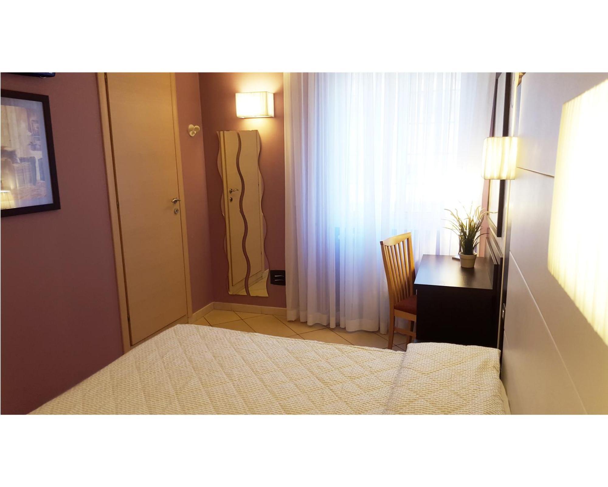 B&B Emozioni Romane Εξωτερικό φωτογραφία